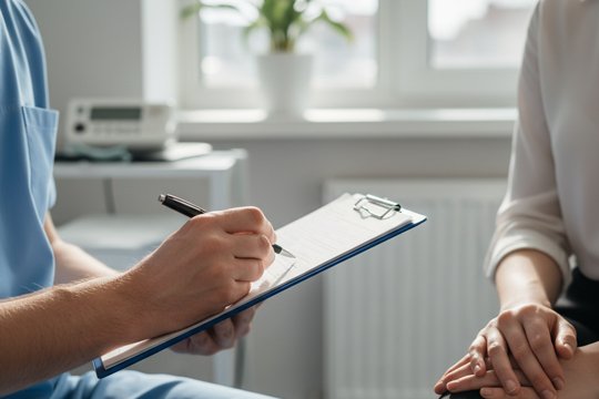 Пациентка на приёме у врача